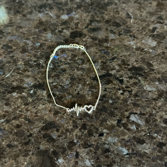 Bracelet - Picture 1 of 2